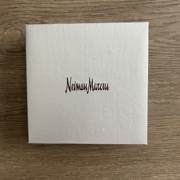 Nativity Ornaments Neiman Marcus Boxed Holy Family Christmas Ornament - Picture 7 of 7